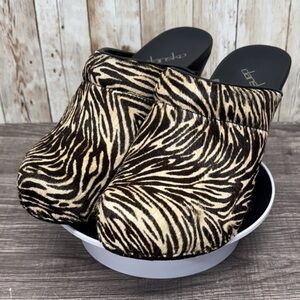 Dansko Rae Zebra Striped Horsehair Heeled Clog [S22]